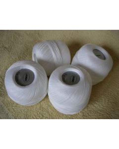 pelote de 50 g coton mercerisé n°20 coloris blanc