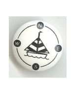 bouton 18 mm avec dessin voilier fond blanc