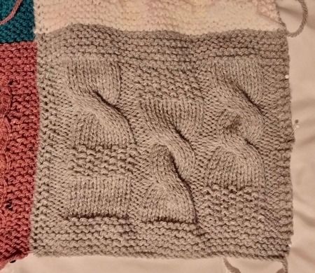 64 pelotes Canada coloris diff&eacute;rents + sac + aiguilles = couvre lit du fil rouge 2026