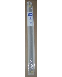 1 paire d'aiguilles à tricoter n°7 - 40 cm de long